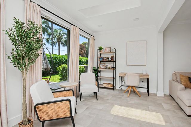 6744 Via Regina, Boca Raton, FL 33433