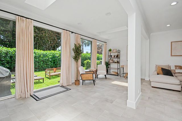 6744 Via Regina, Boca Raton, FL 33433
