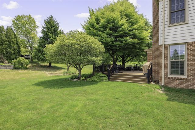 4923 Lexington Court, Rochester, MI 48306