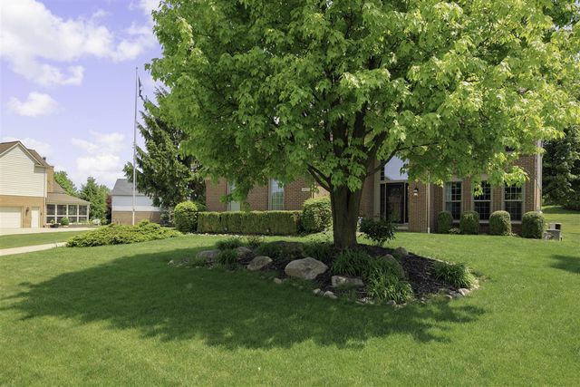4923 Lexington Court, Rochester, MI 48306
