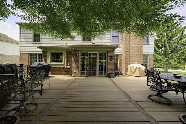 4923 Lexington Court, Rochester, MI 48306