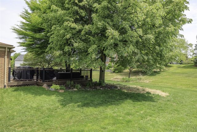 4923 Lexington Court, Rochester, MI 48306