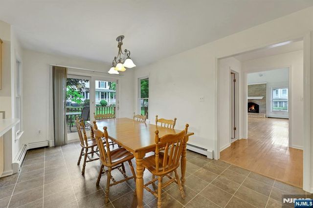 2 Rogers Court, Midland Park, NJ 07432