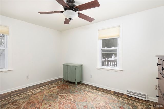 28 North Davis Street, Orchard Park, NY 14127