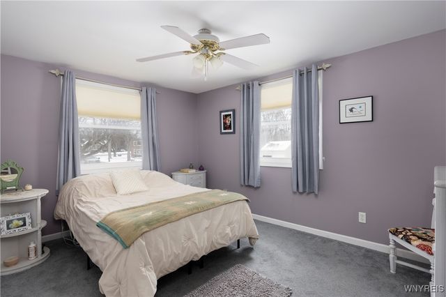 28 North Davis Street, Orchard Park, NY 14127