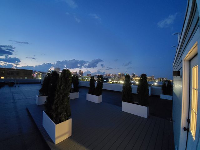 340 W 2nd St P21, Boston, MA 02127