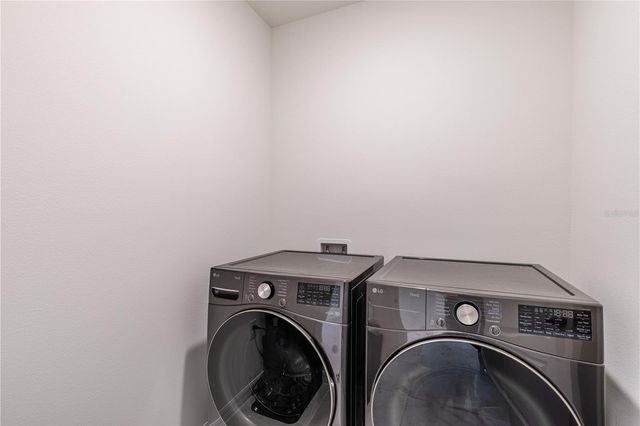 976 BEAR HAMMOCK DRIVE, Umatilla, FL 32784