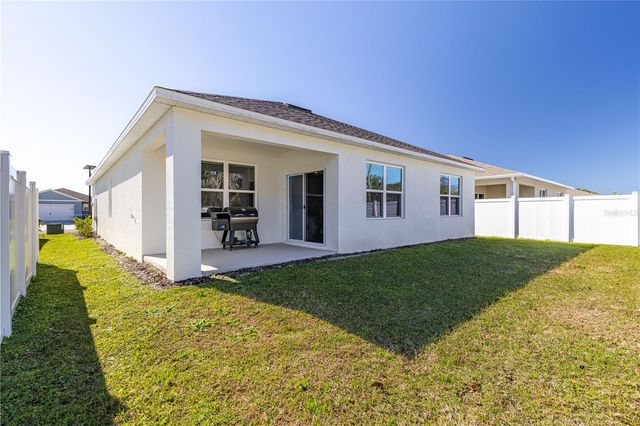976 BEAR HAMMOCK DRIVE, Umatilla, FL 32784