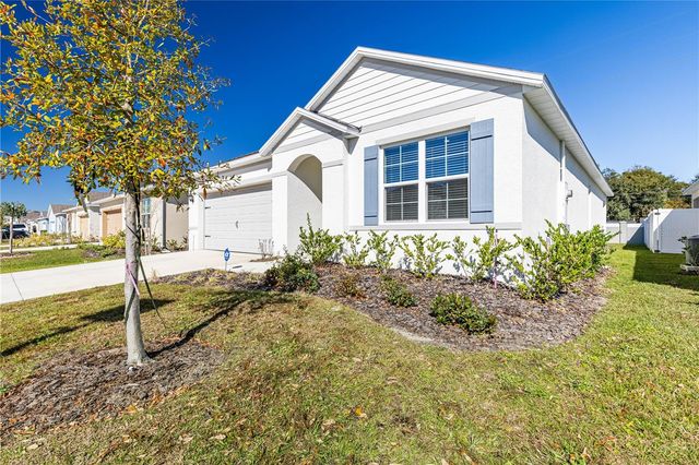 976 BEAR HAMMOCK DRIVE, Umatilla, FL 32784