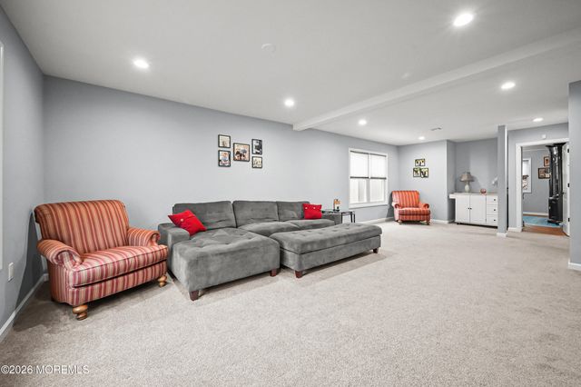 5 Limerick Place, Hazlet, NJ 07730