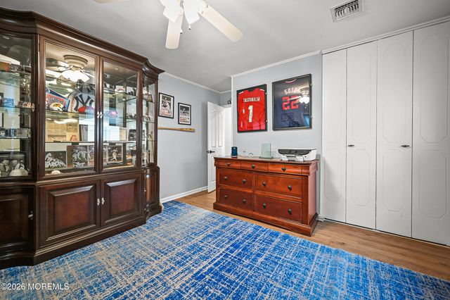 5 Limerick Place, Hazlet, NJ 07730