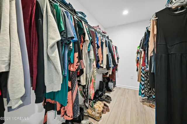 5 Limerick Place, Hazlet, NJ 07730