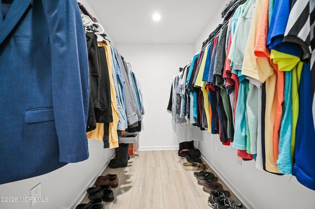 5 Limerick Place, Hazlet, NJ 07730