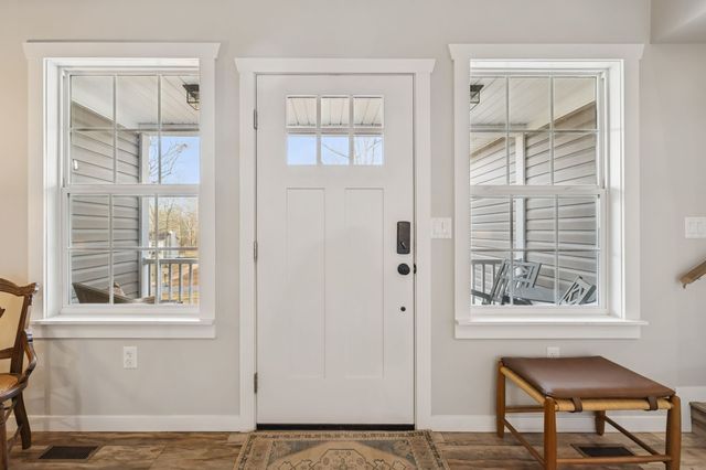 111 Dylark Dr, Waverly, TN 37185