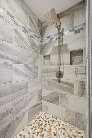 111 Dylark Dr, Waverly, TN 37185