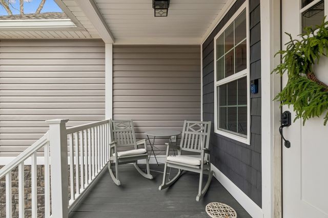 111 Dylark Dr, Waverly, TN 37185