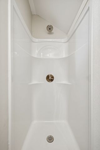 111 Dylark Dr, Waverly, TN 37185