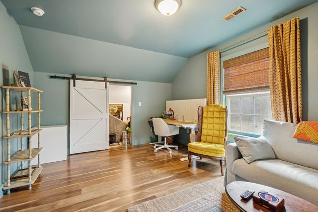 111 Dylark Dr, Waverly, TN 37185