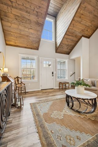 111 Dylark Dr, Waverly, TN 37185