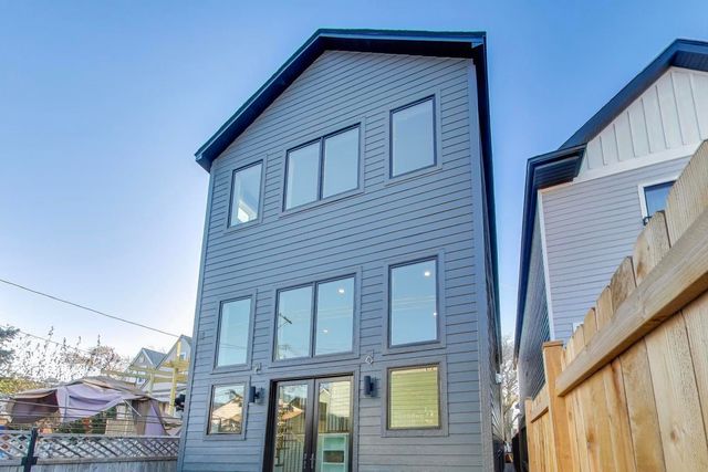 3929 N Francisco Avenue, Chicago, IL 60618