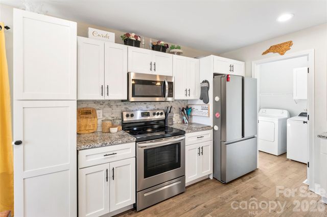 316 E Alabama Avenue, Bessemer City, NC 28016