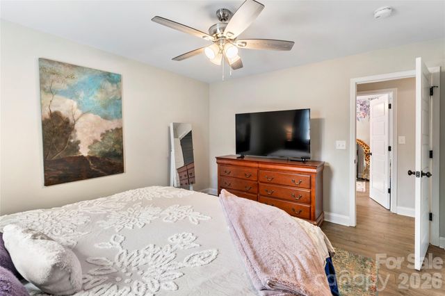 316 E Alabama Avenue, Bessemer City, NC 28016