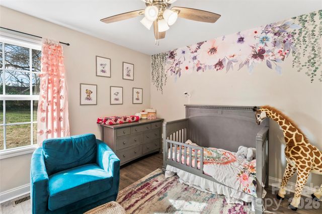 316 E Alabama Avenue, Bessemer City, NC 28016