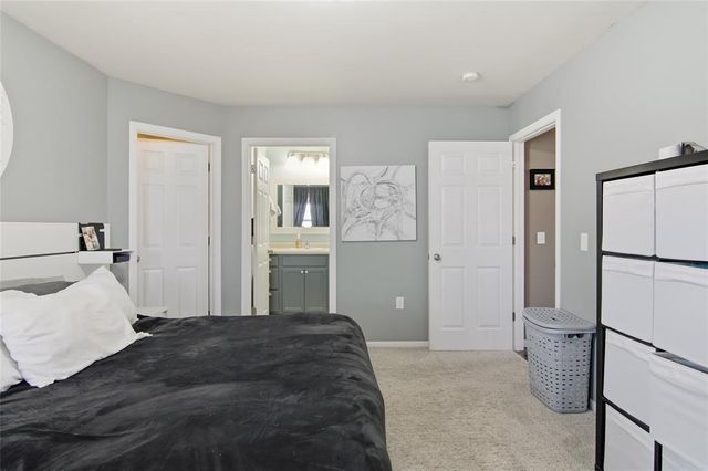 4115 John Hart Place, Eau Claire, WI 54703