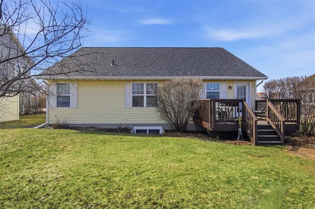 4115 John Hart Place, Eau Claire, WI 54703