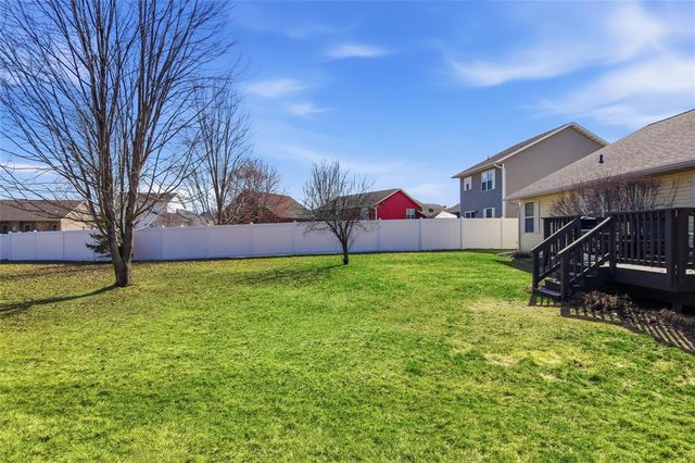 4115 John Hart Place, Eau Claire, WI 54703