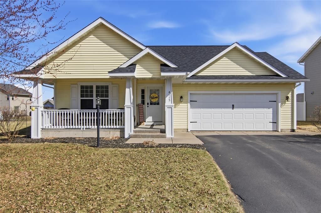 4115 John Hart Place, Eau Claire, WI 54703