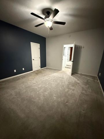 1816 Quarry Oaks Drive, Florence, KY 41042