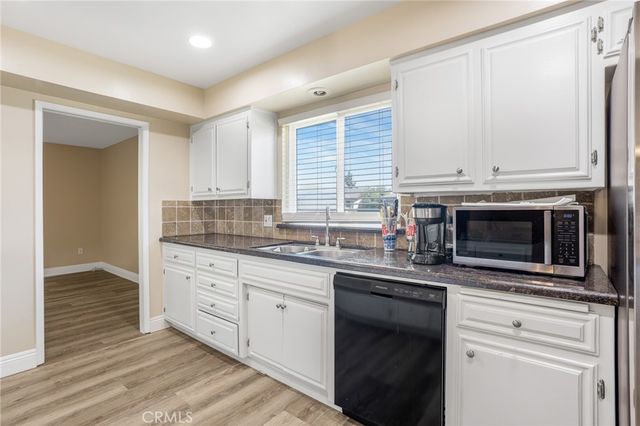 5001 SEA STAR LANE, Bakersfield, CA 93309