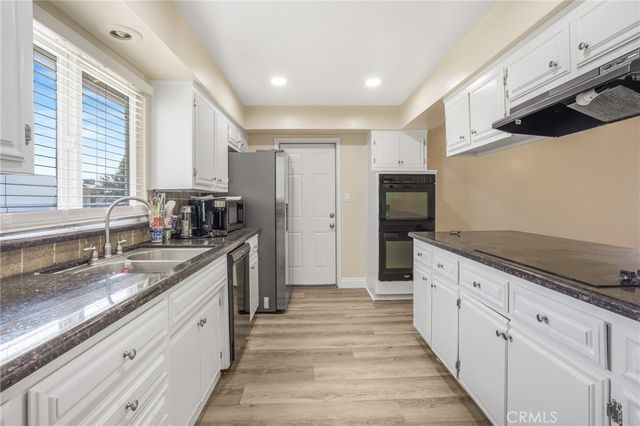 5001 SEA STAR LANE, Bakersfield, CA 93309