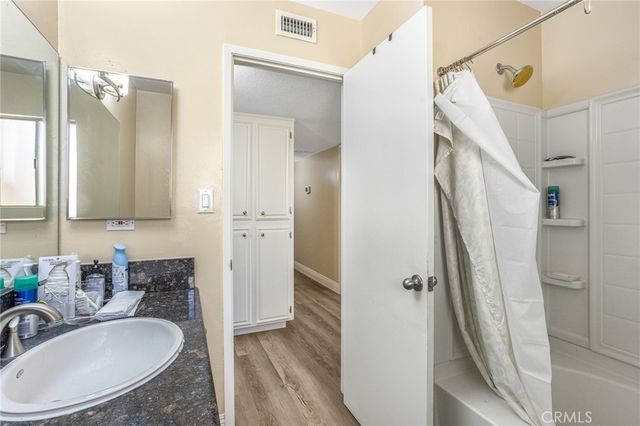 5001 SEA STAR LANE, Bakersfield, CA 93309