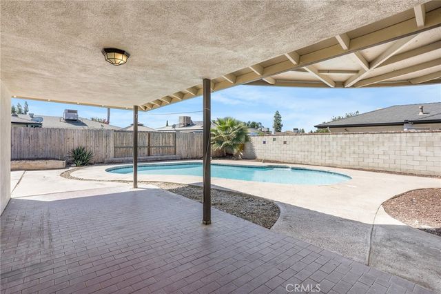 5001 SEA STAR LANE, Bakersfield, CA 93309
