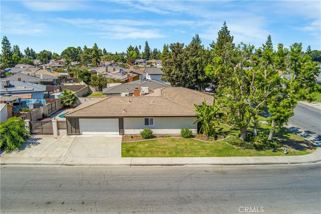5001 SEA STAR LANE, Bakersfield, CA 93309