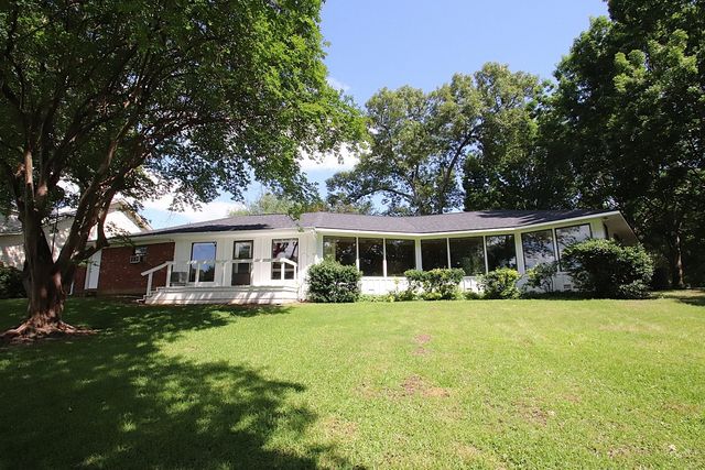606 County Road 1947, Yantis, TX 75497