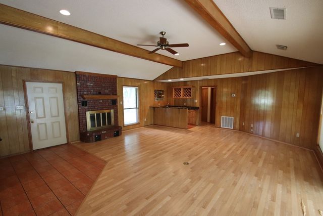 606 County Road 1947, Yantis, TX 75497