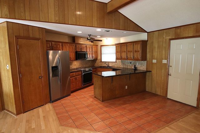 606 County Road 1947, Yantis, TX 75497