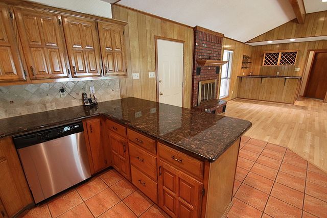 606 County Road 1947, Yantis, TX 75497