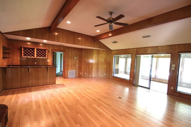 606 County Road 1947, Yantis, TX 75497