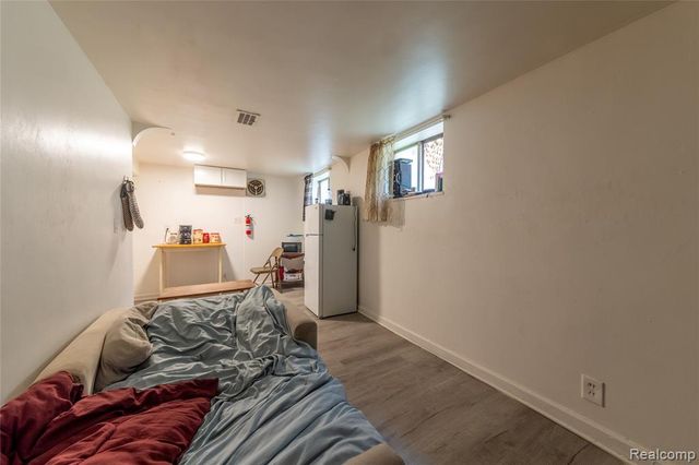 1187 Park, Lincoln Park, MI 48146
