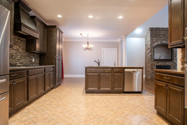 7424 Miss Madison Way, Ooltewah, TN 37363