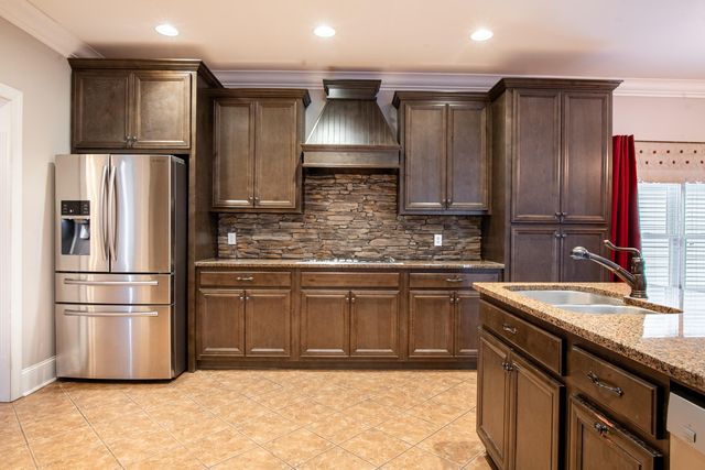 7424 Miss Madison Way, Ooltewah, TN 37363