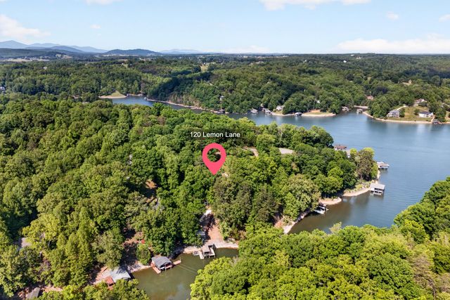120 Lemon LN, Hardy, VA 24101