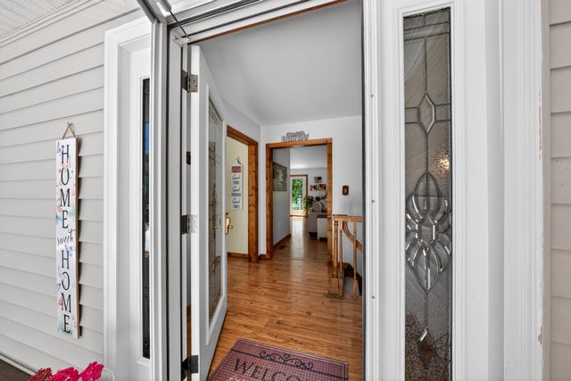 120 Lemon LN, Hardy, VA 24101