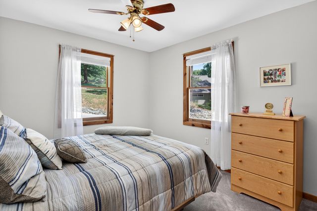 120 Lemon LN, Hardy, VA 24101