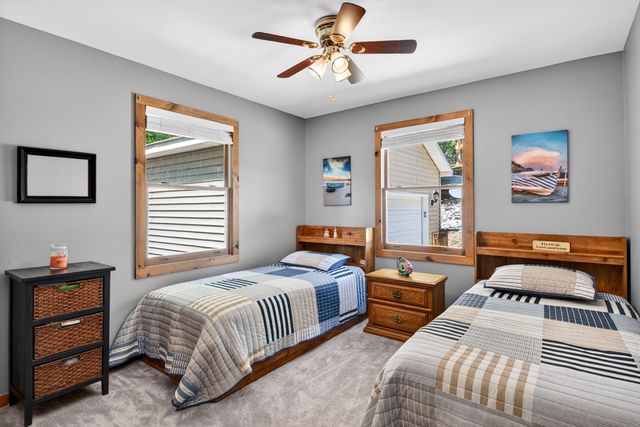 120 Lemon LN, Hardy, VA 24101