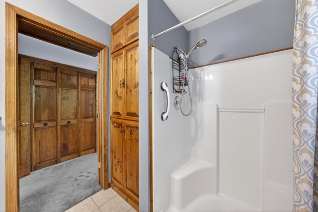120 Lemon LN, Hardy, VA 24101